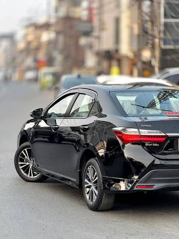 Toyota Corolla Altis 2022 5