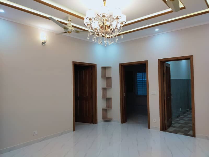 7 Marla 30 X 60 Full House For Rent In G-13 Islamabad 6