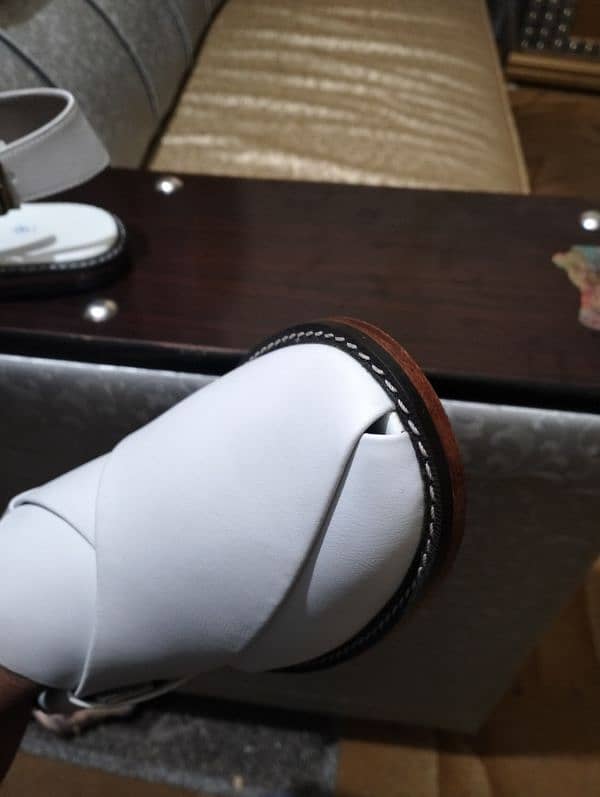 pur leather white decent peshawari chapal 2