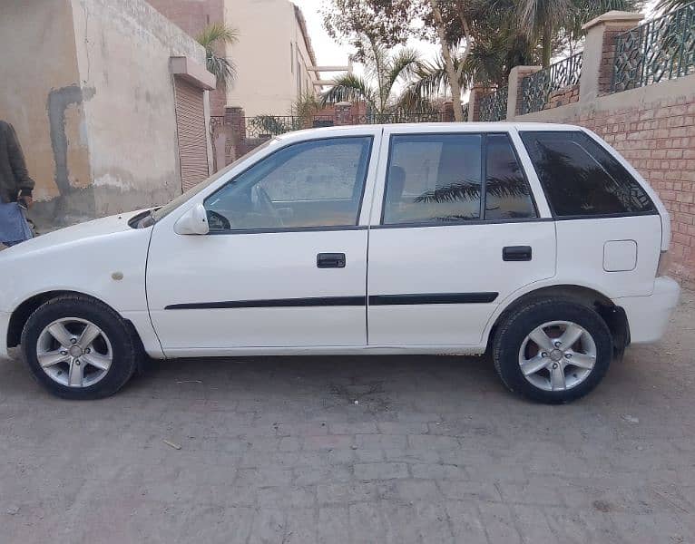 Suzuki Cultus VXR 2014/15 3