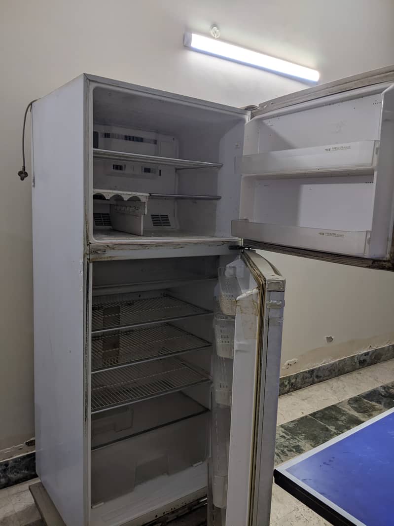 Imported fridge going cheap . . . Price drop Rs 42000 for quick sale 1