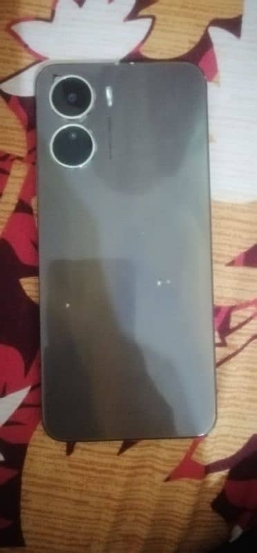 Vivo mobile 4