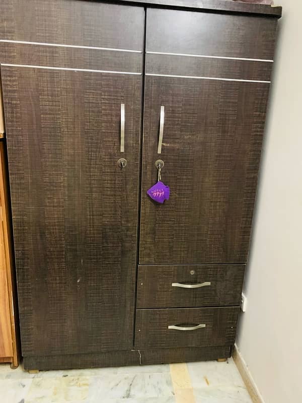 2 door wardrobe 0