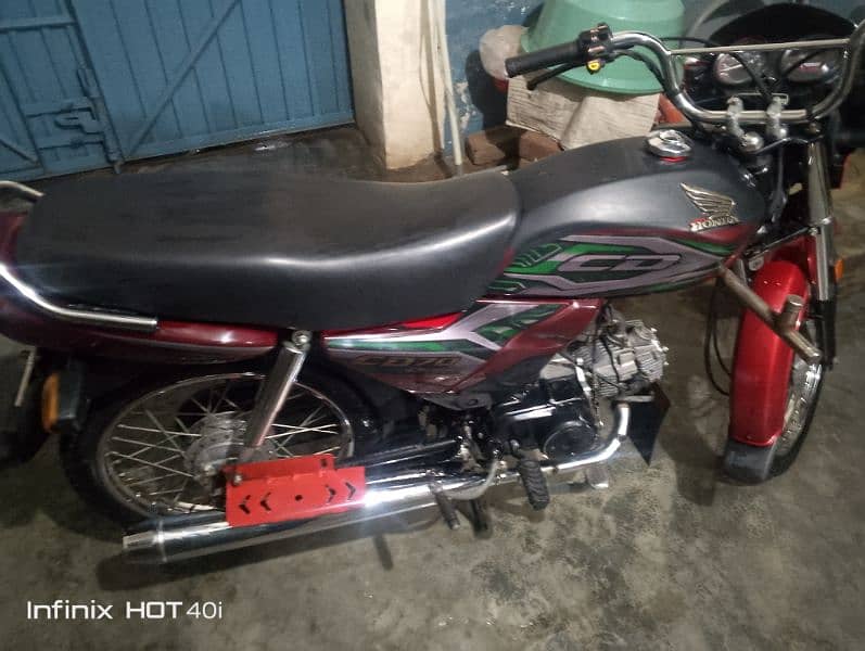 Honda 70 Dream bike for sale 3