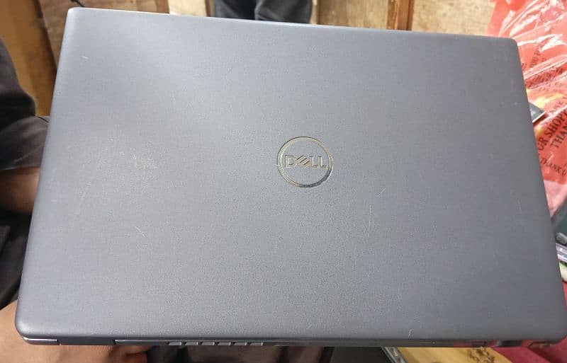 Dell latitude 3510 i7 10th gen Mx 2302gb graphics 0