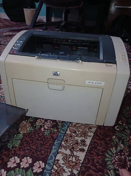 HP Laserjet 1022n 3