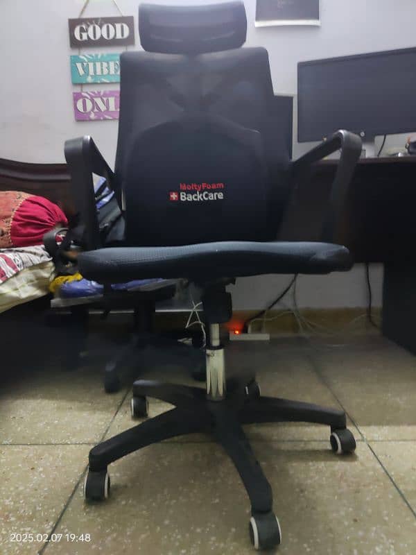 Ergonomic Computer Chair 1