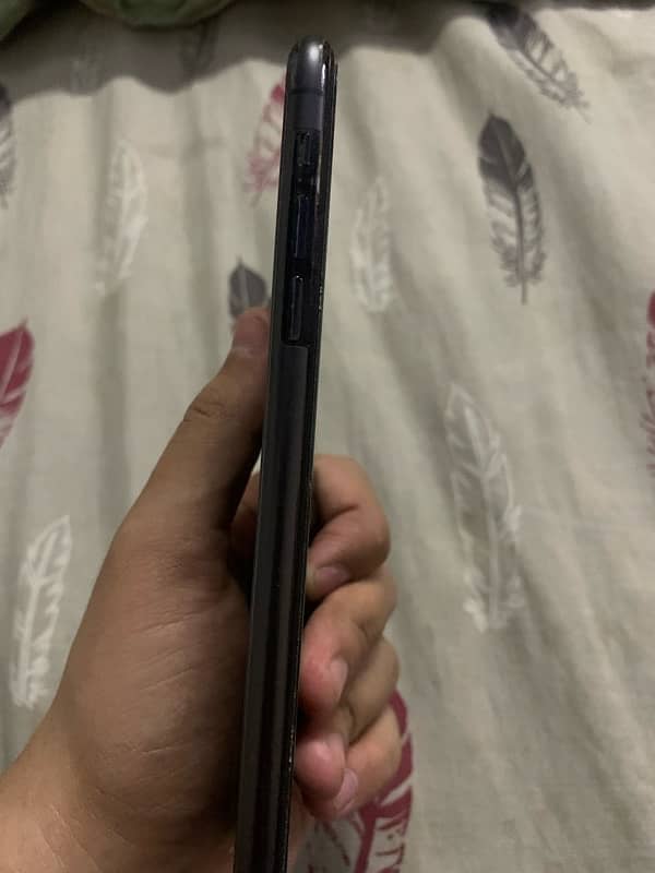 iphone 11 promax non pta 5