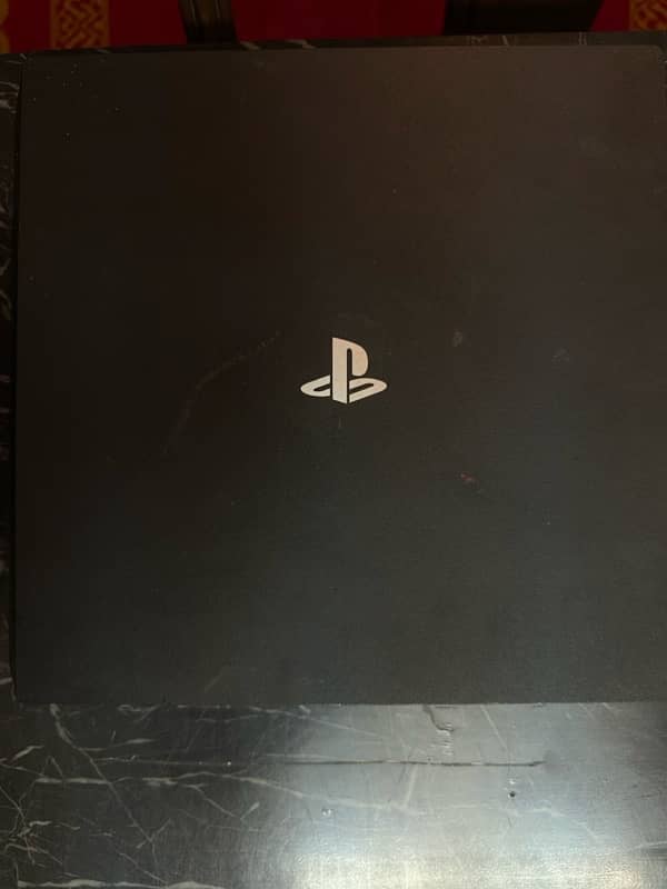 PLAYSTATION 4 PRO PS4 0