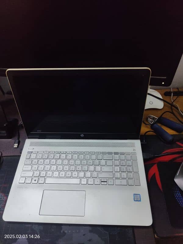 HP Pavilion 15-cc5xx 0