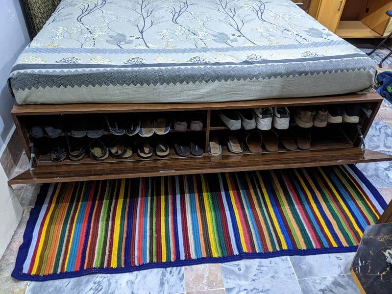 custom bed with shoes rack 9