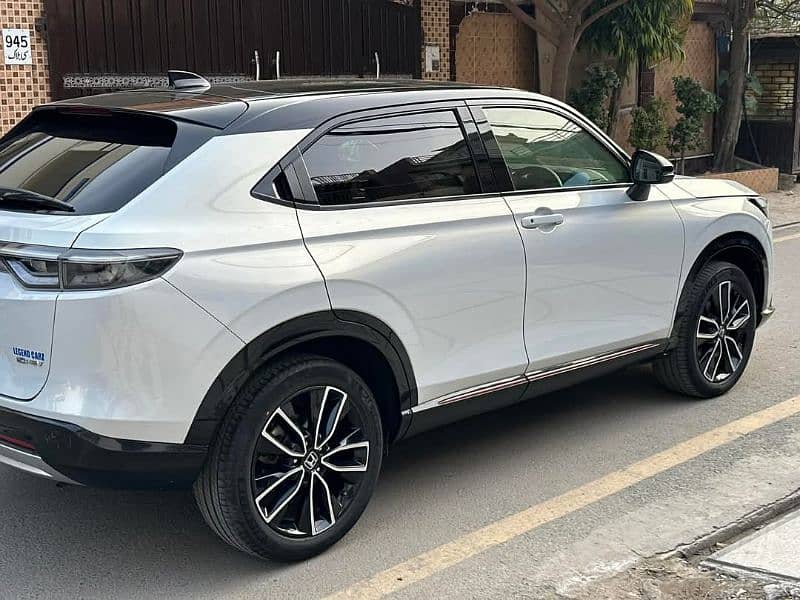 Honda Vezel 2021 HEV play 3