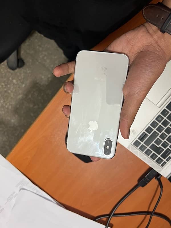 IPHONE X 64 Gb PTA Approved 0