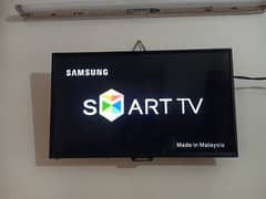 32" Smart LED Samsung old version