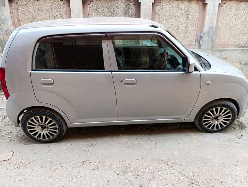 Nissan Pino 2008/2012 0