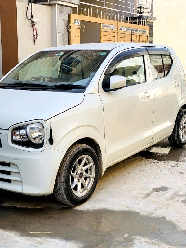 Suzuki Alto 2015 1