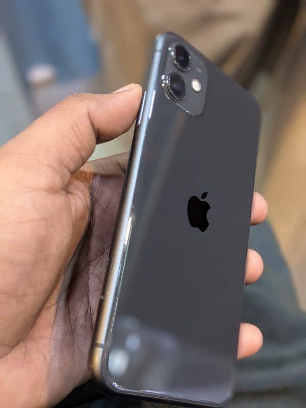 iPhone11 64gb non pta 3