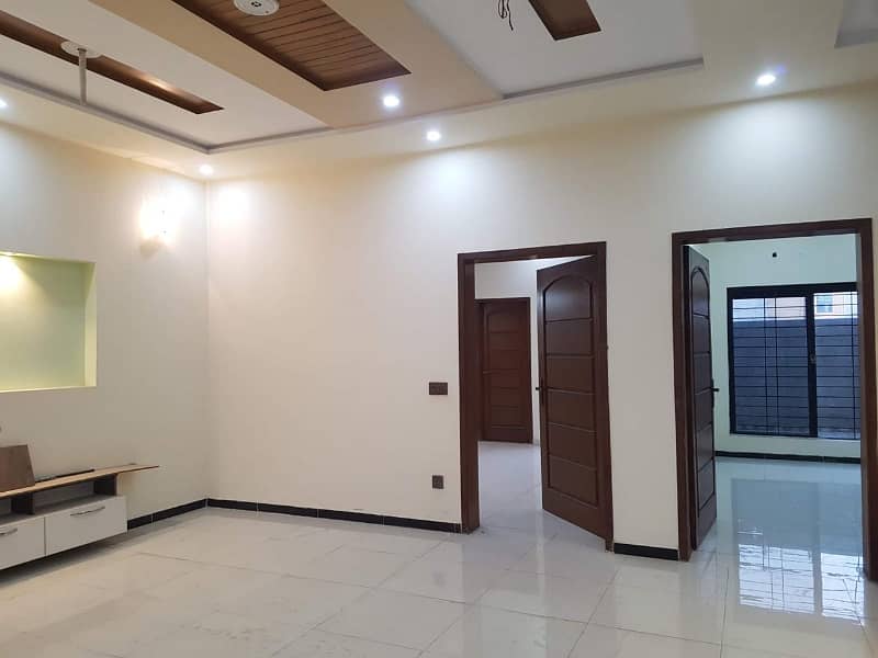 8 Marla Brand New House For Sale In Audit & Accounts Phase 1 3