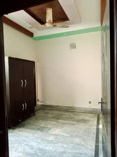 3.5 marla neat lower portion for rent in psic society near lums dha lhr