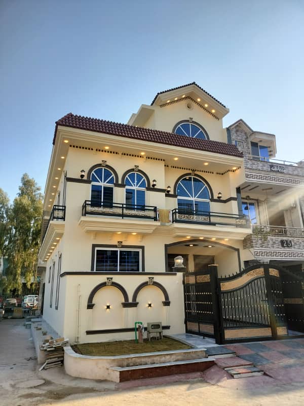 Brand New Corner Luxury 25 X 40 House For Sale In G-13 Islamabad 0