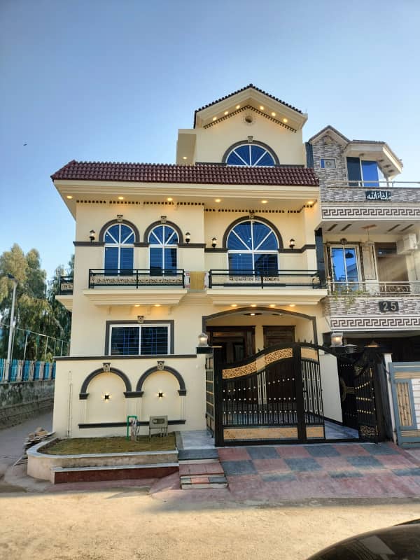 Brand New Corner Luxury 25 X 40 House For Sale In G-13 Islamabad 1