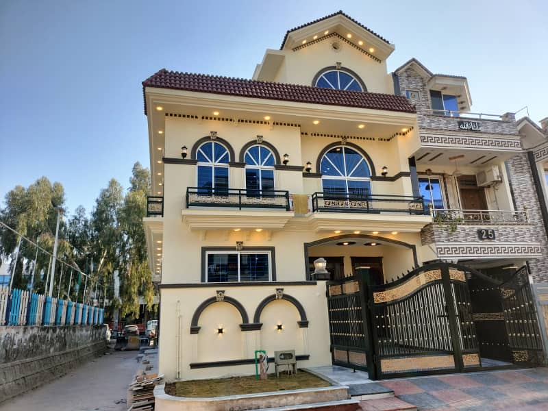 Brand New Corner Luxury 25 X 40 House For Sale In G-13 Islamabad 3