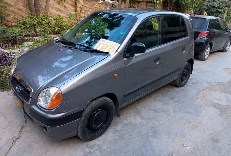 Hyundai Santro Executive top of the line 3