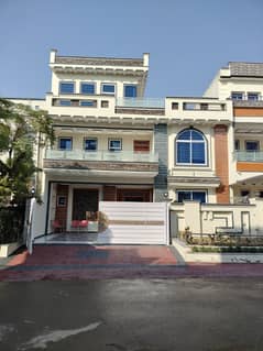 Most Beautiful Luxury 10 Marla 35 X 70 House For Sale In G-13 Islamabad