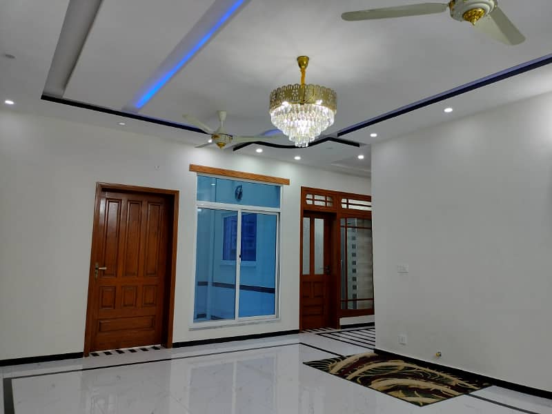 Most Beautiful Luxury 10 Marla 35 X 70 House For Sale In G-13 Islamabad 10