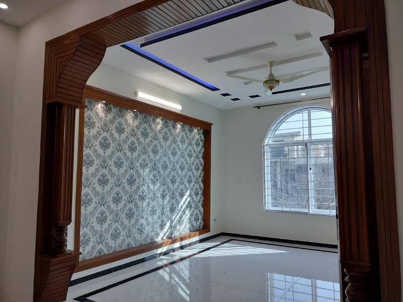 Most Beautiful Luxury 10 Marla 35 X 70 House For Sale In G-13 Islamabad 23