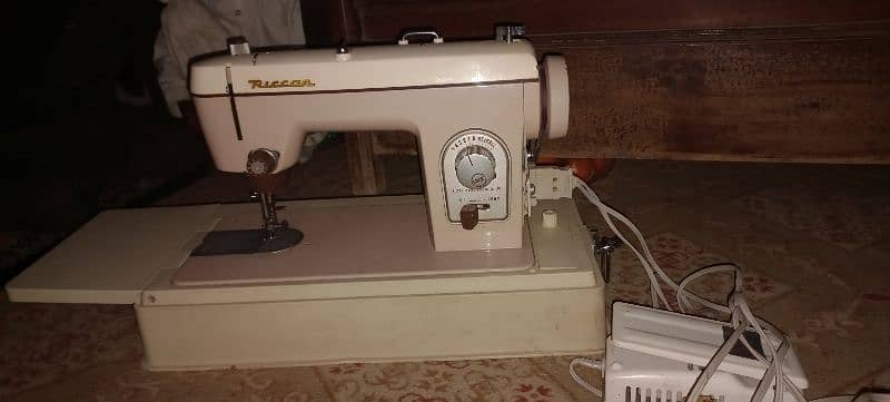 Riccar Sewing Machine 2