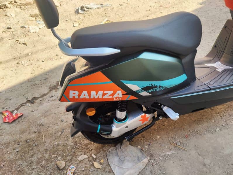 ramza M8 ev bike 6