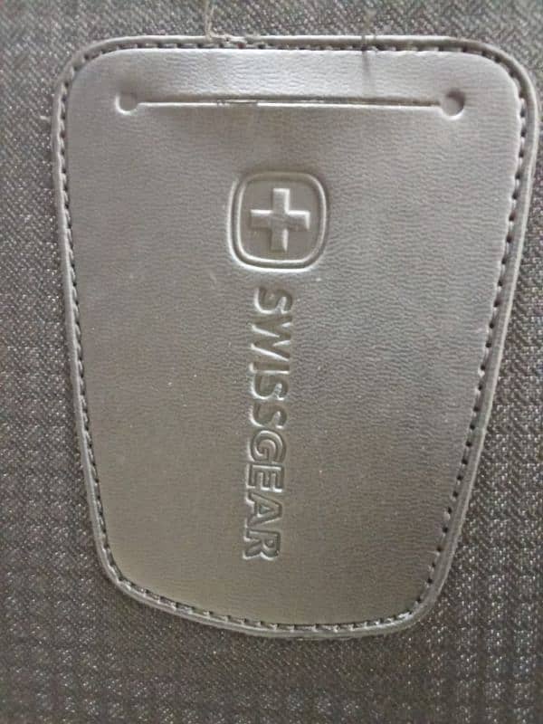 Swiss gear duffle luggage bag 3