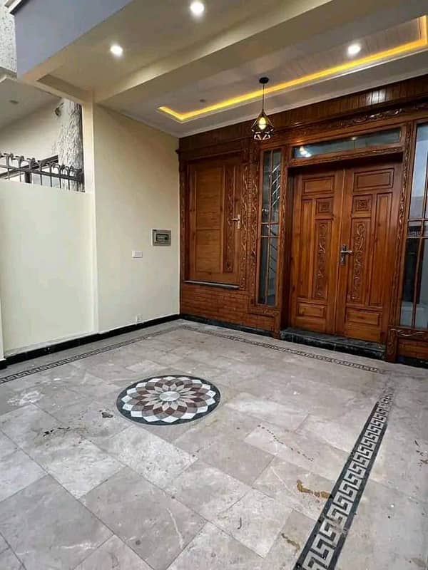 Owner Built 25 X 40 House For Sale In G-13 Islamabad 0