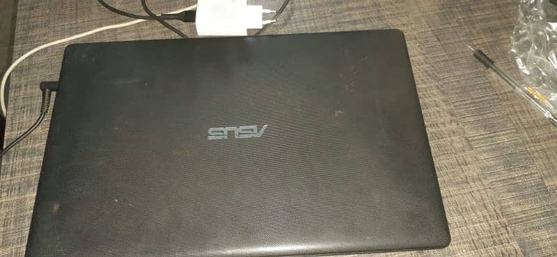 ASUS LAPTOP 8gb ram,128 ROM SSD WITH DIPLAY 4