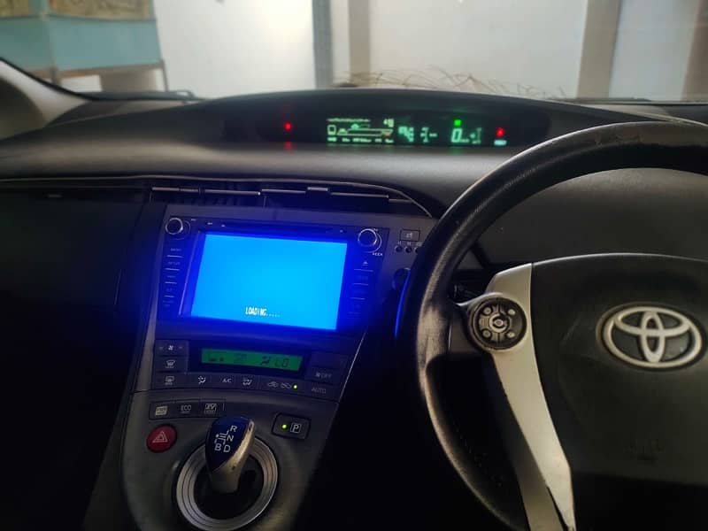 Toyota Prius 2013 4