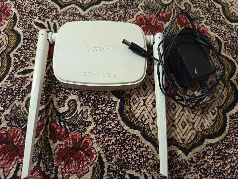 tenda wifi router(used) 0