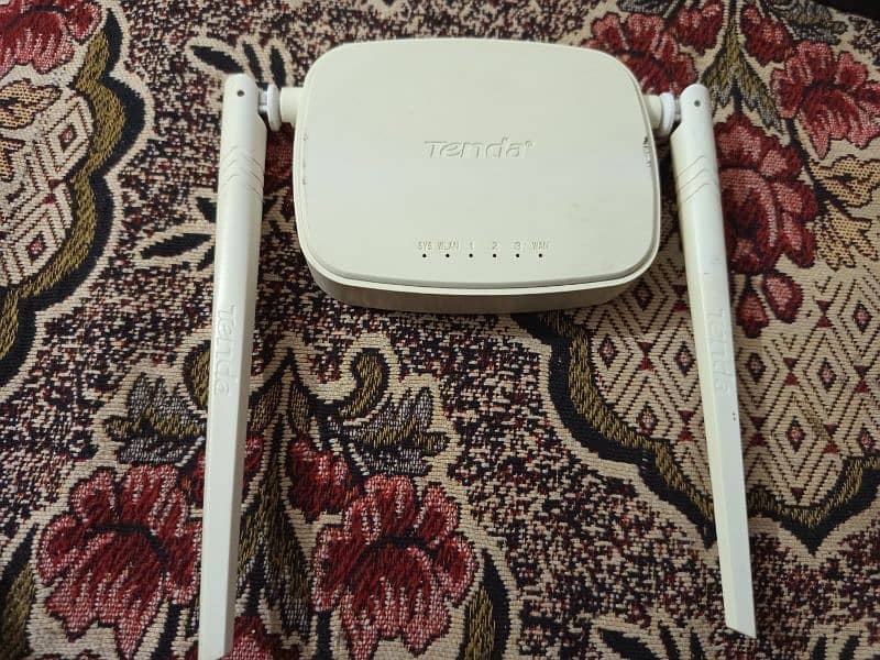 tenda wifi router(used) 1