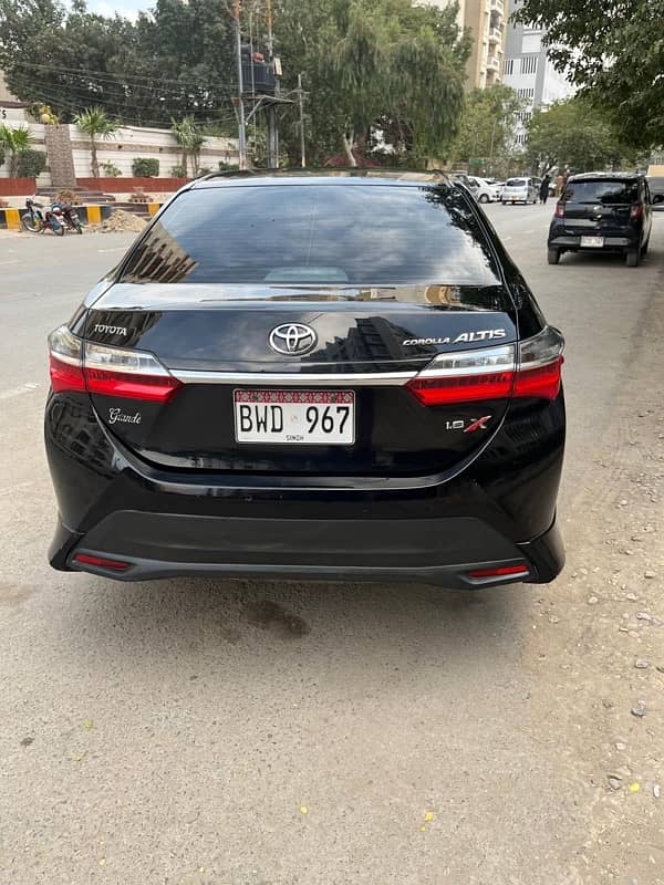 Toyota Altis Grande 2022 1