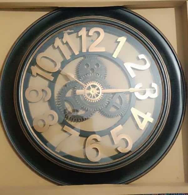 Beautiful wall clocks for sale 0