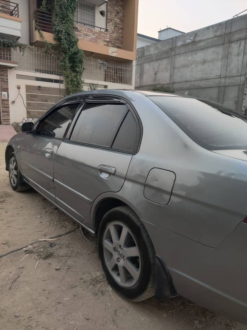 Honda Civic EXi manual 2005 own engine, original paint 3