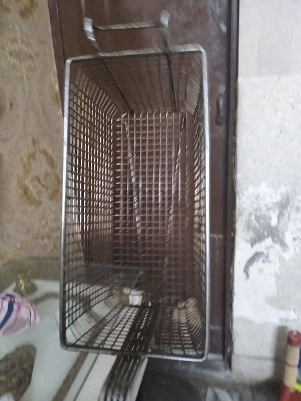 Fryer basket 2