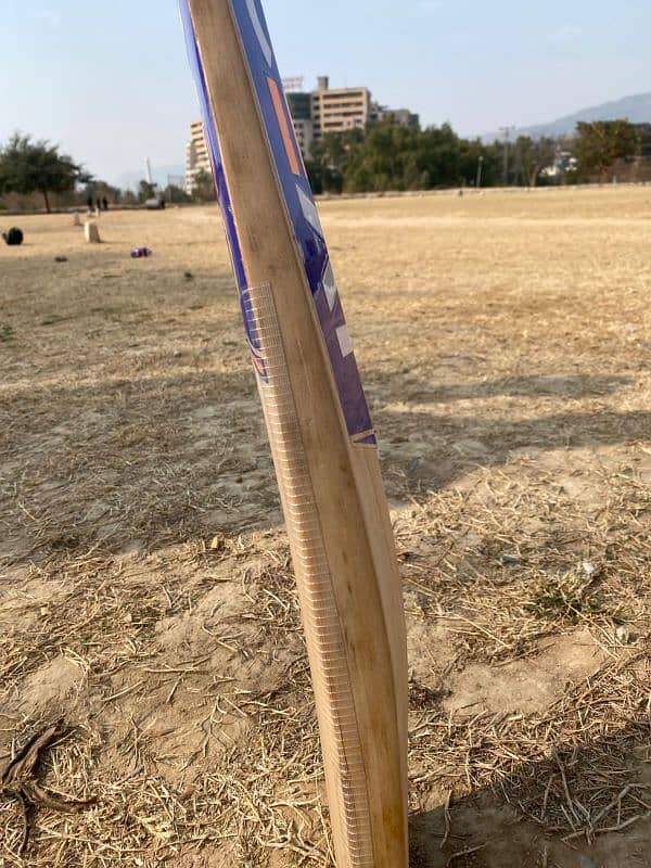 used bat very good condition 2