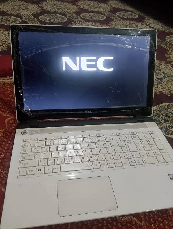 Lavie neck laptop for cell 0