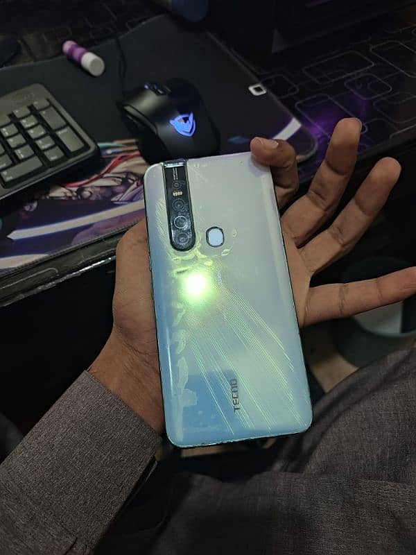 Tecno camon 15 pro 6 gb 128gb 7