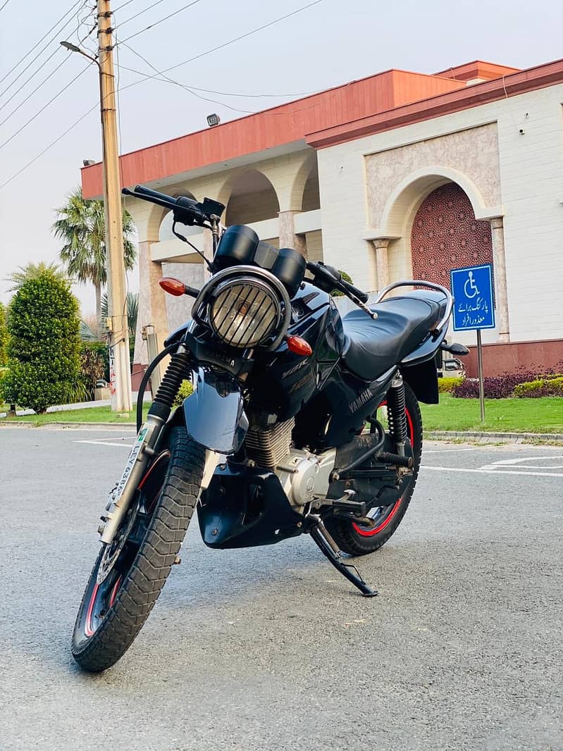 Yamaha YBR 125G 2019 1