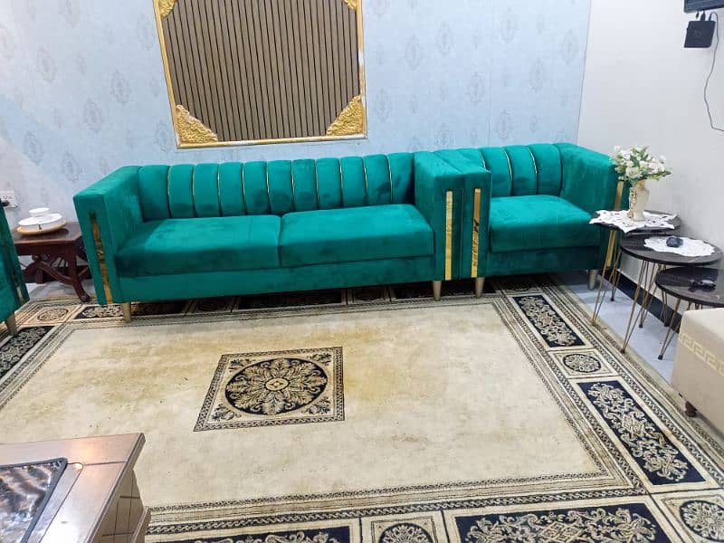 SOFA SETS 11