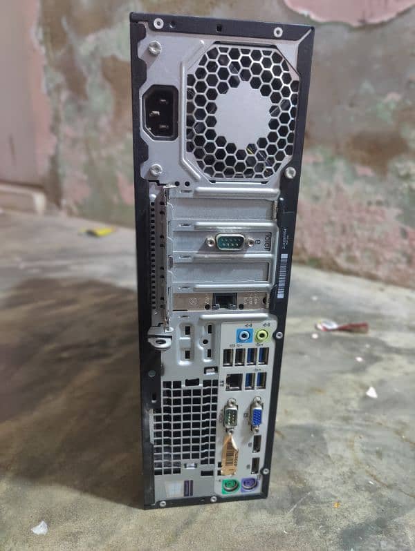 HP EliteDesk A10 0