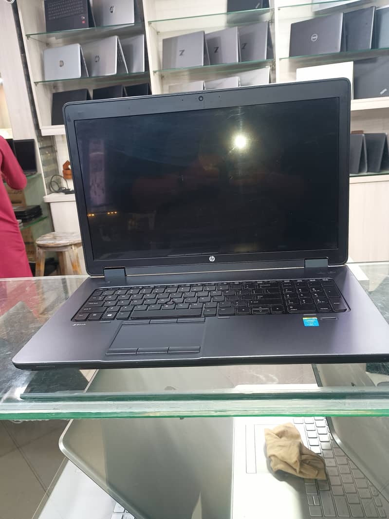 HP ZBOOK 17 G2 WORKSTATION 3