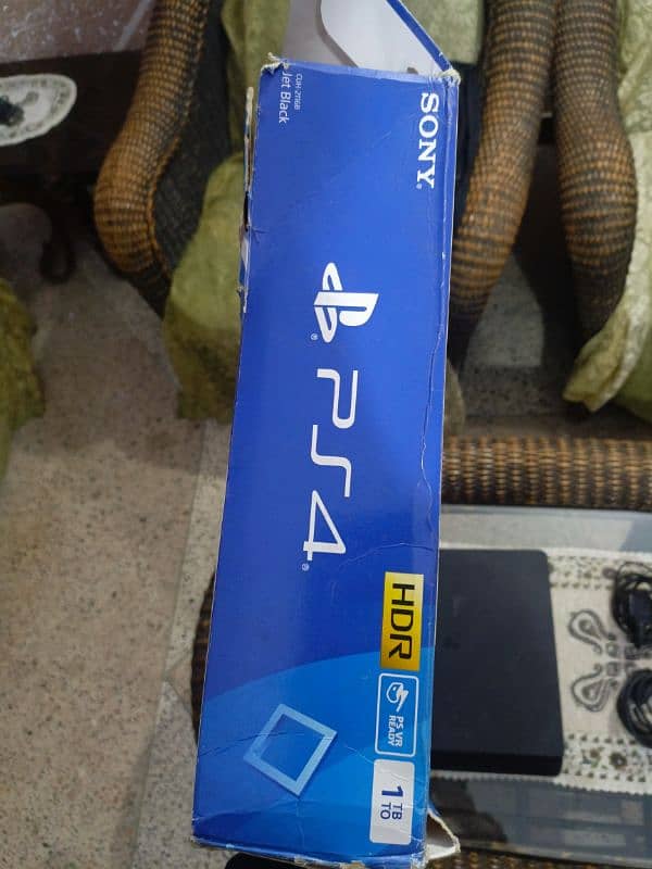 PS4 1 TB SLIM JAIL BREAK UAE Varient 7